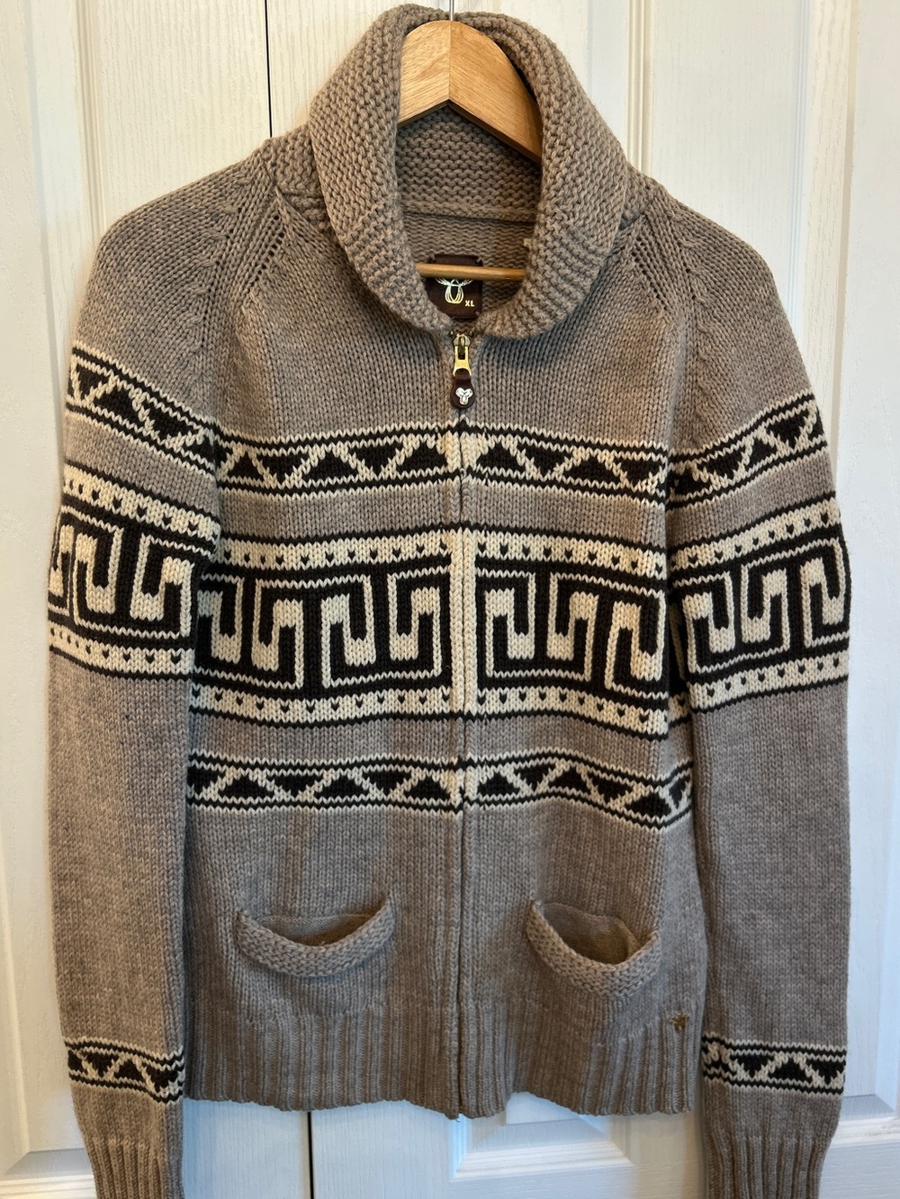 Vintage TNA by Aritzia Sea to Sky 100% Lambswool Cowichan Cardigan XL